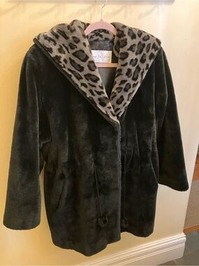 Comme Du Vrais Vintage Faux Fur Coat